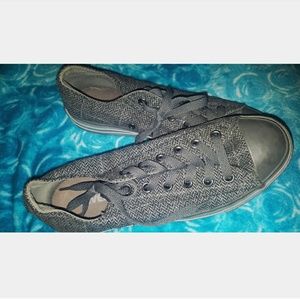 Converse Low Chuck Taylors